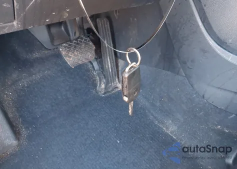 2013 Volkswagen Beetle 2.5L z USA, uszkodzony, nr VIN 3VWJX7AT9DM682880